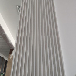 Панель под деревянные рейки