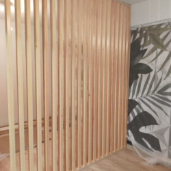 Деревянные рейки на стену