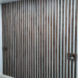 Рейка МДФ в ПВХ с пазом и закладной , сечение  80х90х2800 мм